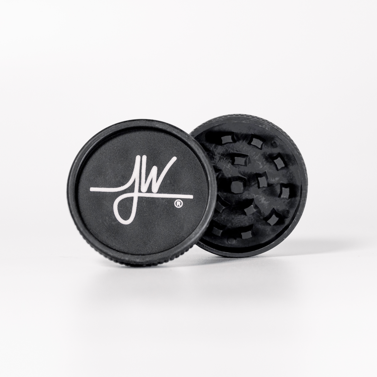 🎁 Hemp Grinder (100% off)